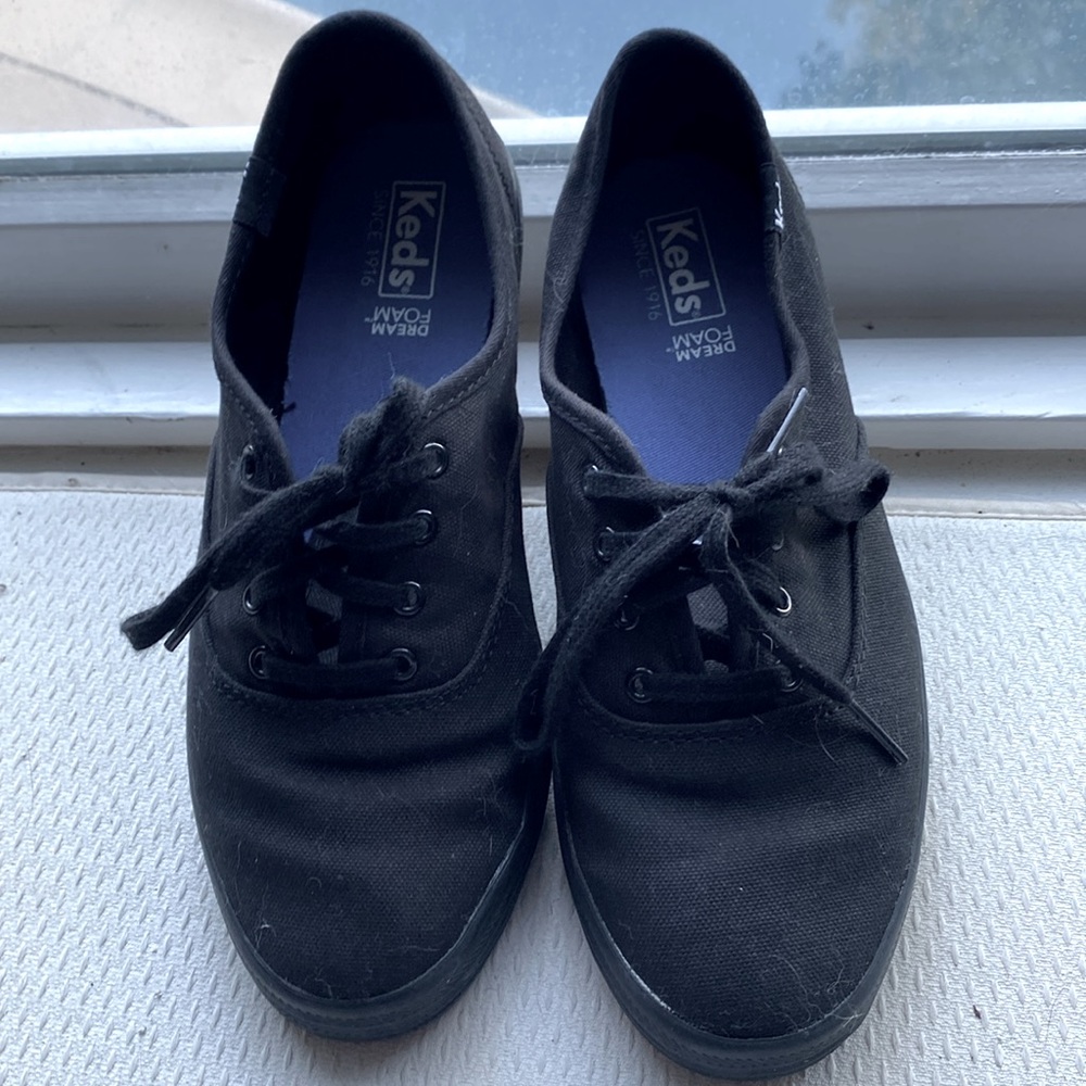KEDS - Picture 2 of 6